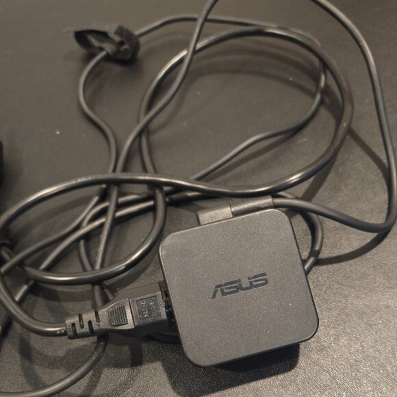 💻 ASUS Chromebook Flip C213SA – Rugged 360° Touchscreen Laptop - Picture 8 of 8